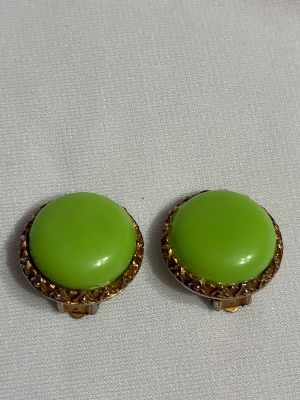 Vintage Lime Green Cabochon Clip-On Earrings
